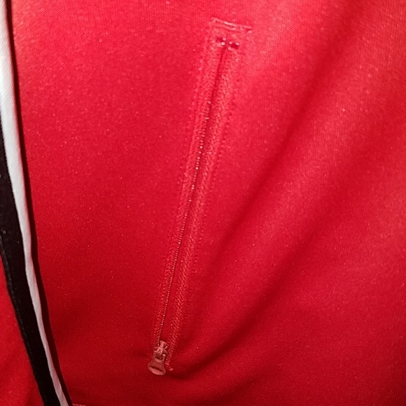 LAST ONE! XL: NWT Nike Zipped Jacket in Red - Picture 6 of 11